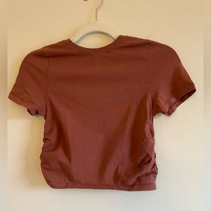 ASOS Design Ruched Side Crop Fitted T-Shirt in Cognac Brown Size 6